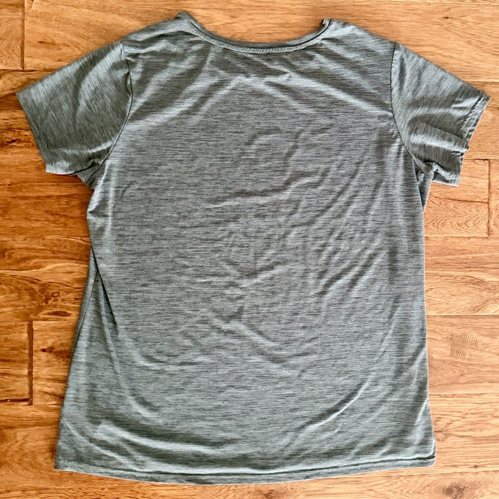 Amazon Essentials Heathered Gray Tee - Picture 3 of 3